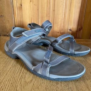 Teva Verra women’s sz 9 sandals
